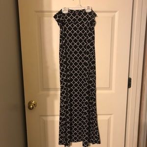 Patterned maxi skirt